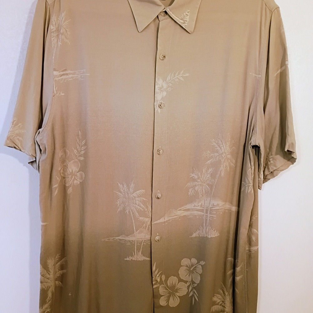 Croft & Barrow Mens Sz. L Hawaiian Aloha Shirt Short Sleeve Tan Palm Tree Floral
